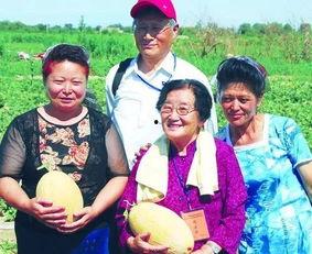 中国明星默默吃瓜,中国明星的低调生活瞬间